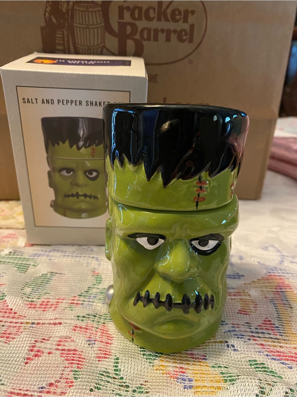 Cracker Barrel Frankenstein salt pepper set Nwts boxed
